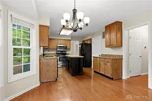 737 Wayfield Ct, Beavercreek, OH 45430 - Photo 23
