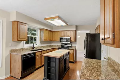 737 Wayfield Court, Beavercreek, OH 45430 - Photo 19
