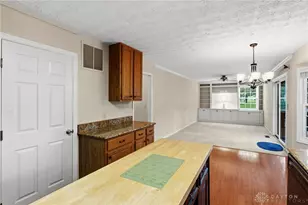 737 Wayfield Ct, Beavercreek, OH 45430 - Photo 21