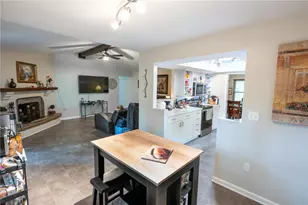 8951 Deep Forest Ln, Washington Twp, OH 45458 - Photo 5