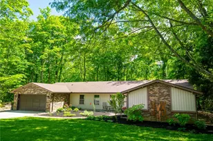 8951 Deep Forest Ln, Washington Twp, OH 45458 - Photo 13