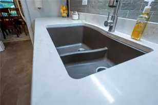 8951 Deep Forest Ln, Washington Twp, OH 45458 - Photo 23