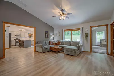 527 Lakengren Drive, Eaton, OH 45320 - Photo 13