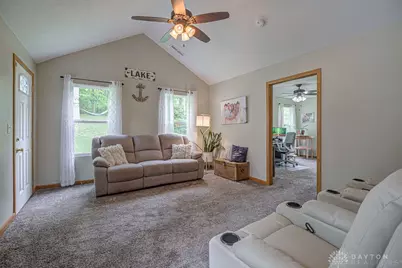 527 Lakengren Drive, Eaton, OH 45320 - Photo 25
