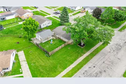1189 Share Drive, Riverside, OH 45432 - Photo 11