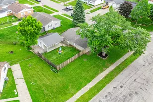 1189 Share Dr, Riverside, OH 45432 - Photo 11