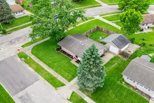 1189 Share Dr, Riverside, OH 45432 - Photo 13