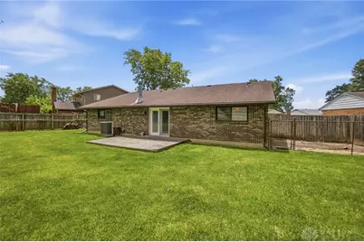 6824 Laurelview Drive, Huber Heights, OH 45424 - Photo 27