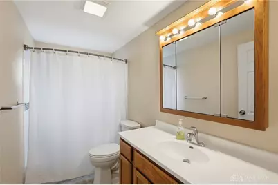6824 Laurelview Drive, Huber Heights, OH 45424 - Photo 21