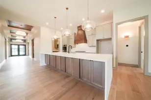 1198 Normandy Rue, Clear Creek Township, OH 45458 - Photo 7
