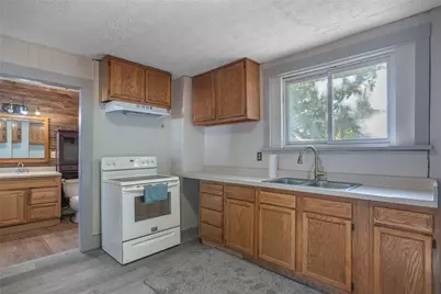 7 S Church Street, Jamestown Vlg, OH 45335 - Photo 5