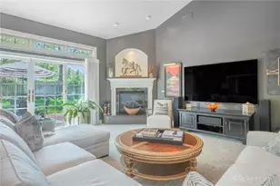 9542 Paragon Mills Ln, Washington Twp, OH 45458 - Photo 5