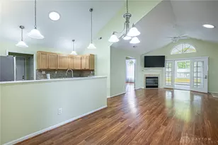 1532 Turnberry Village Dr, Washington Twp, OH 45458 - Photo 9