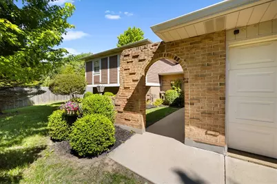 707 Clear Brooke Court, Vandalia, OH 45377 - Photo 3