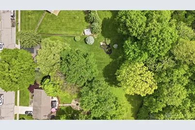 320 S Village Drive, Centerville, OH 45459 - Photo 3
