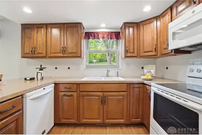 320 S Village Drive, Centerville, OH 45459 - Photo 19