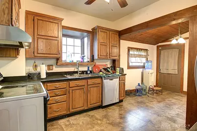 1010 Wyoming Street, Dayton, OH 45410 - Photo 9