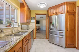 6459 Sweet Briar Ln, Washington Twp, OH 45459 - Photo 15