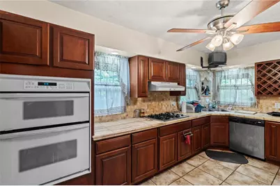 1740 Burbank Drive, Dayton, OH 45406 - Photo 9