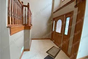 6353 Charlotte Ct, Huber Heights, OH 45424 - Photo 3