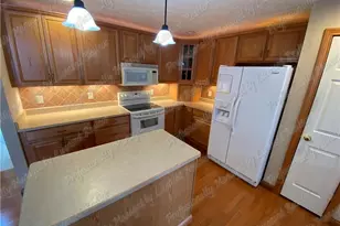 6353 Charlotte Ct, Huber Heights, OH 45424 - Photo 9