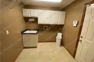 6353 Charlotte Ct, Huber Heights, OH 45424 - Photo 17