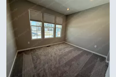 141 Kenneth Hamilton, Yellow Springs Vlg, OH 45387 - Photo 5