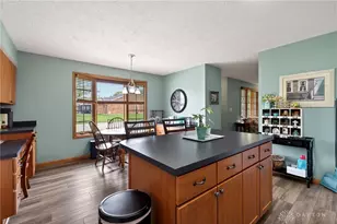 6668 Oakwood Ln, Huber Heights, OH 45424 - Photo 17