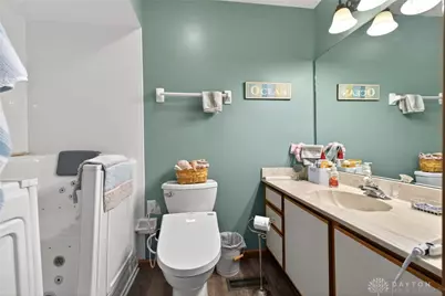 6668 Oakwood Lane, Huber Heights, OH 45424 - Photo 25