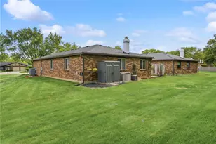 354 Kimbary Dr, Washington Twp, OH 45458 - Photo 25