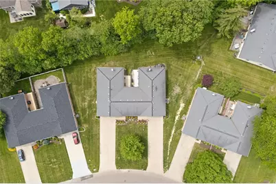 354 Kimbary Drive, Washington Twp, OH 45458 - Photo 33