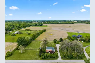 1570 Hilt Road, Miami Twp, OH 45387 - Photo 5