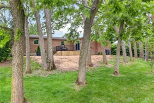 199 Finsbury Ln, Troy, OH 45373 - Photo 41