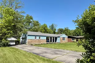 233 Grand Vista Dr, Beavercreek, OH 45440 - Photo 3
