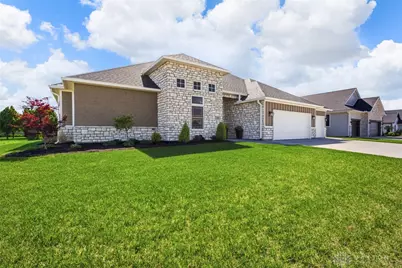 960 Rosenthal Drive, Tipp City, OH 45373 - Photo 3