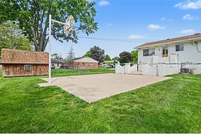 2040 Penbrooke Trail, Miamisburg, OH 45459 - Photo 25
