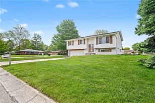 2040 Penbrooke Trail, Miamisburg, OH 45459 - Photo 3