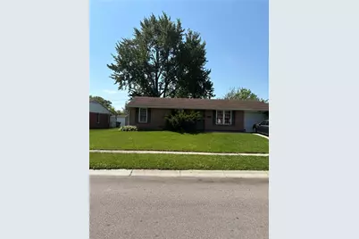 6740 Stonehurst Drive, Huber Heights, OH 45424 - Photo 1