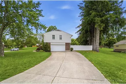 4220 Willow Creek Drive, Clayton, OH 45415 - Photo 3