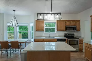 12149 Brookway Dr, Cincinnati, OH 45240 - Photo 9