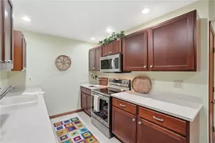 1340 Donson Cir, Kettering, OH 45429 - Photo 5