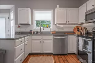 10075 Pebblestone Dr, Washington Twp, OH 45458 - Photo 9