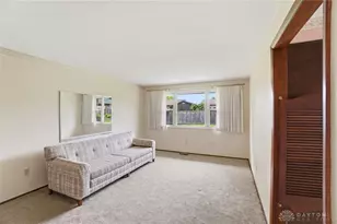 742 Greenview Dr, Tipp City, OH 45371 - Photo 13