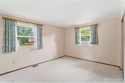 742 Greenview Drive, Tipp City, OH 45371 - Photo 33