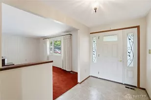 742 Greenview Dr, Tipp City, OH 45371 - Photo 5