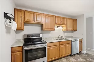 5490 S Gander Rd, Dayton, OH 45424 - Photo 15