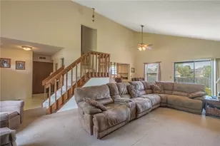 6587 Charlesgate Rd, Huber Heights, OH 45424 - Photo 5