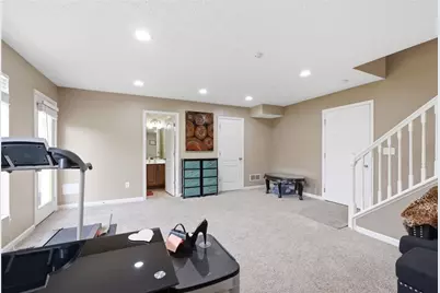 9476 Tahoe Drive, Centerville, OH 45458 - Photo 33