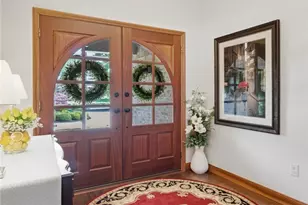 2144 Canterbury Ct, Troy, OH 45373 - Photo 5