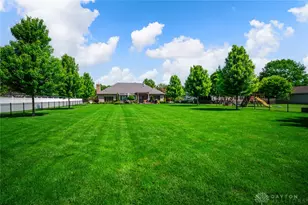 2144 Canterbury Ct, Troy, OH 45373 - Photo 45